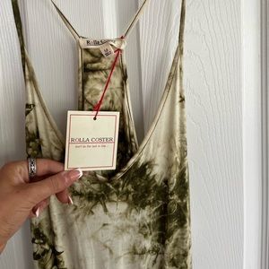 brand new medium, never worn.